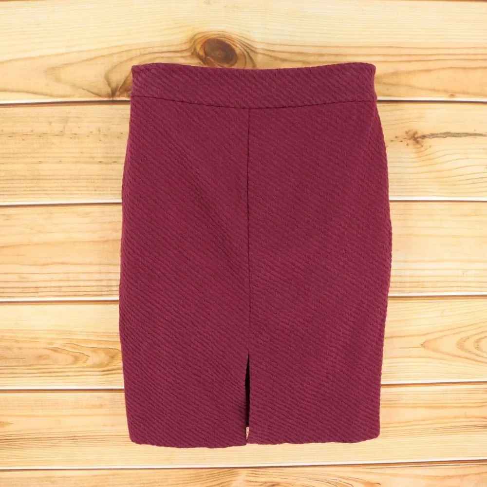 Michael‎ Kors Skirt Womens Size M Maroon Ribbed Cotton Blend Gold Zipper Accents